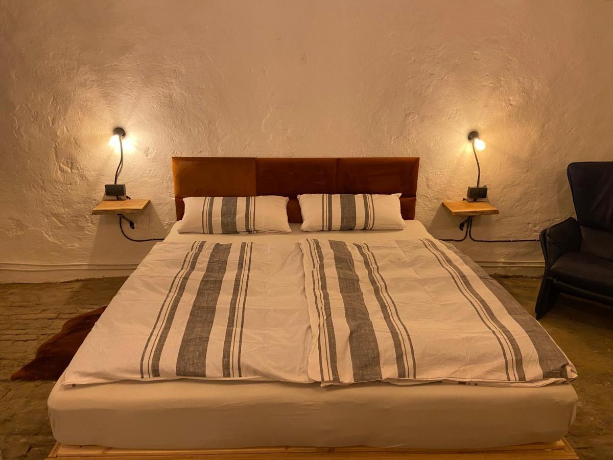 Art Boutique Budget Apartment Im Hinterhof Menden Altstadt Экстерьер фото