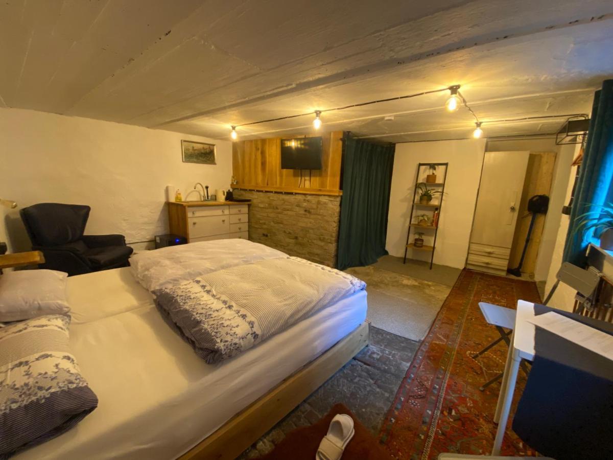 Art Boutique Budget Apartment Im Hinterhof Menden Altstadt Экстерьер фото