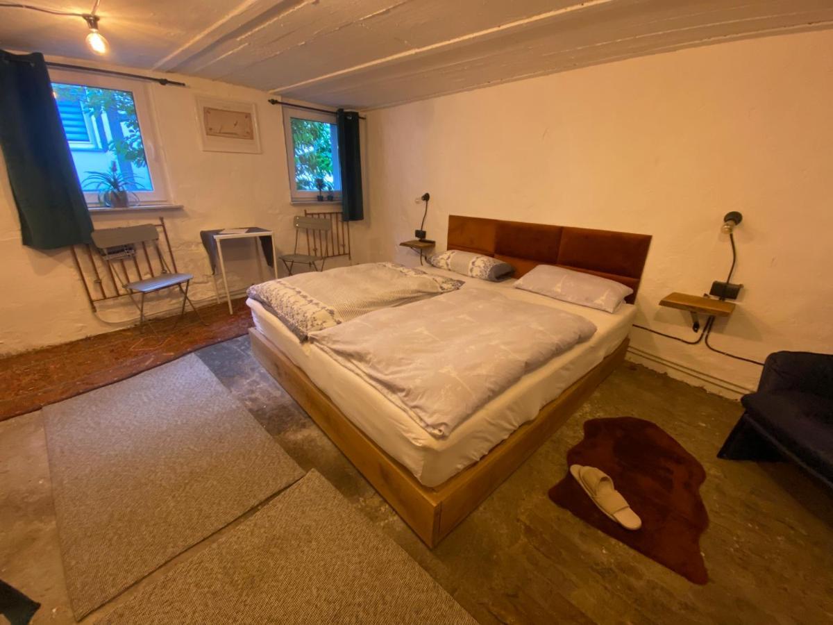 Art Boutique Budget Apartment Im Hinterhof Menden Altstadt Экстерьер фото